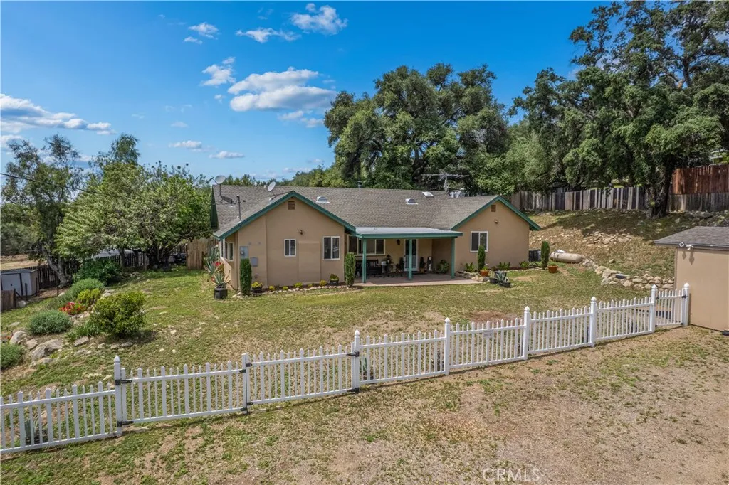 https://cdn.realtyfeed.com/cdn/127/306432557/ba9795f673464e582ab1a06196c5c47c.webp