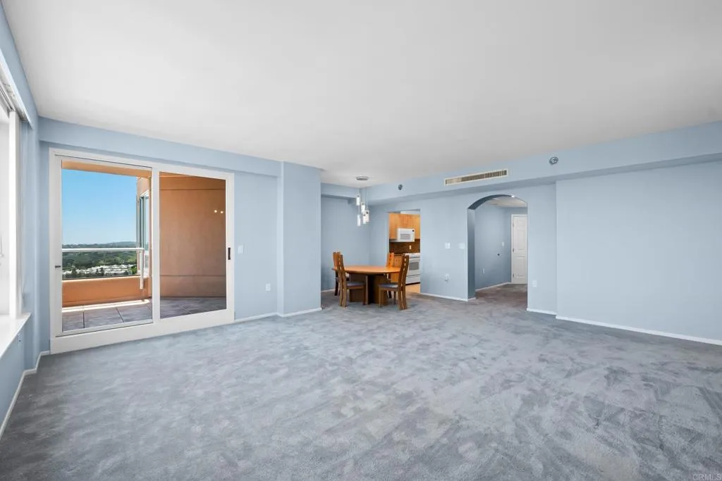 Photo #6: NDP2504441 Listing 