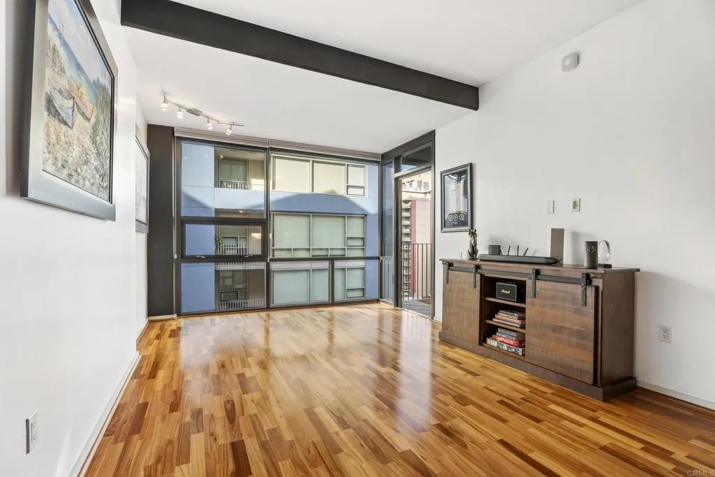 Photo #6: NDP2504446 Listing 