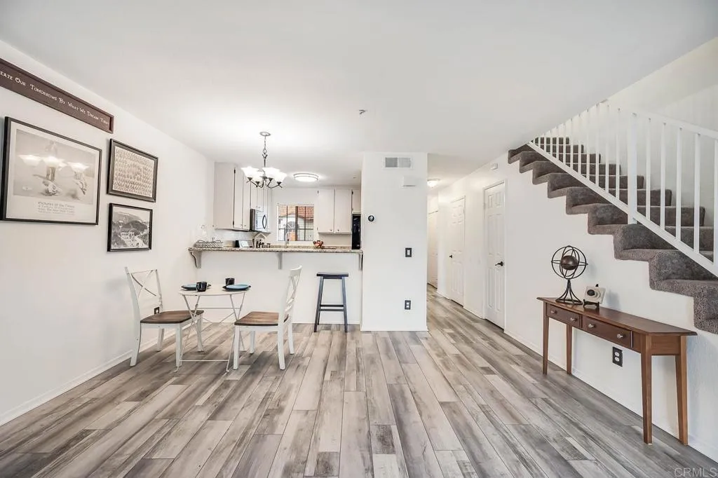 https://cdn.realtyfeed.com/cdn/127/306433035/c14a8874e1dc650a83773a572ea9fe82.webp