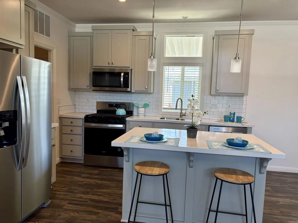 https://cdn.realtyfeed.com/cdn/127/306433278/a694c13e9608b0abae53286be6db56a0.webp