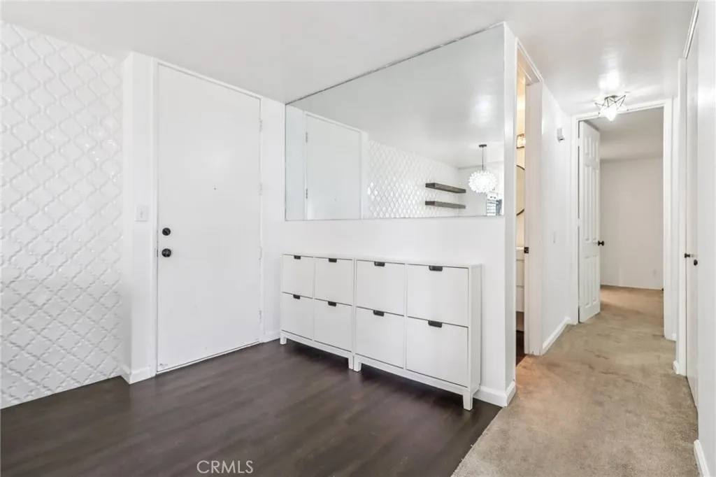 Photo #5: PW25100699 Listing 