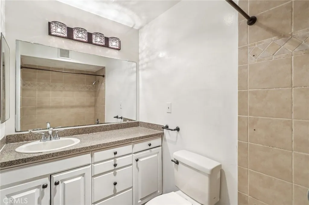 Photo #23: PW25100699 Listing: Photo #23
