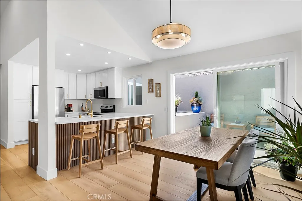https://cdn.realtyfeed.com/cdn/127/306433330/5044acf8fcc13183c51f64138b490771.webp