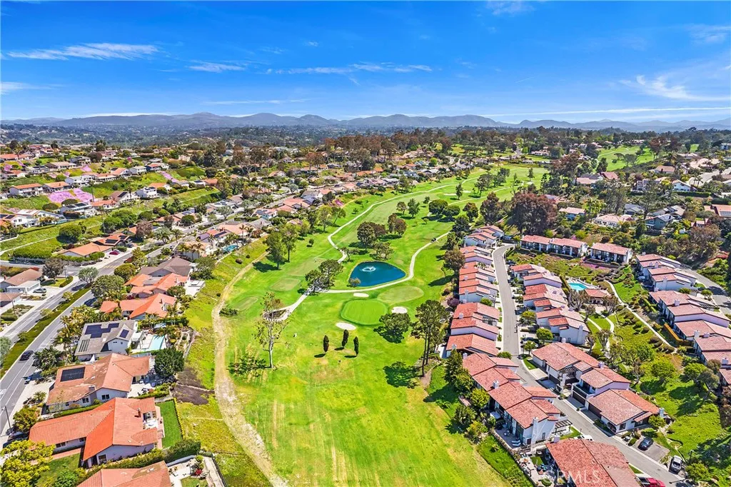 https://cdn.realtyfeed.com/cdn/127/306433330/602cbe37c8bcd32b49bc86b19a123d02.webp
