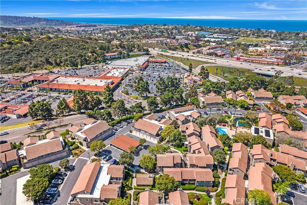 https://cdn.realtyfeed.com/cdn/127/306433330/724f31c669c9d1bde34af9046c5898b2.webp