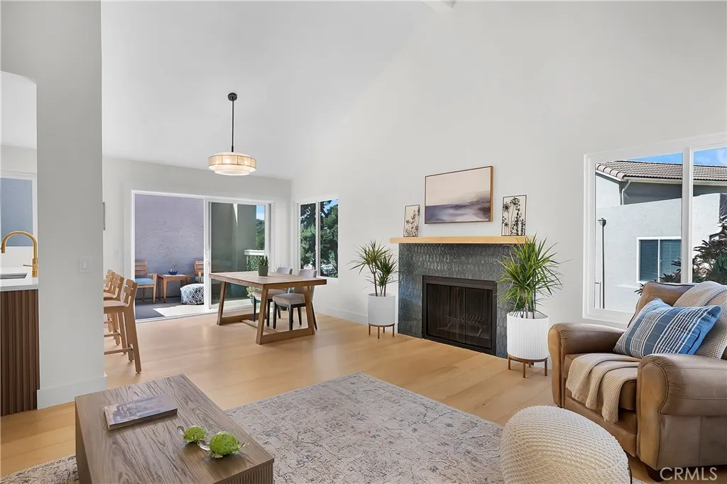 Photo #5: OC25093972 Listing 