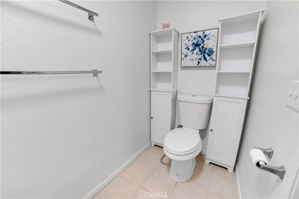 Photo #13: SW25101147 Listing: Photo #13
