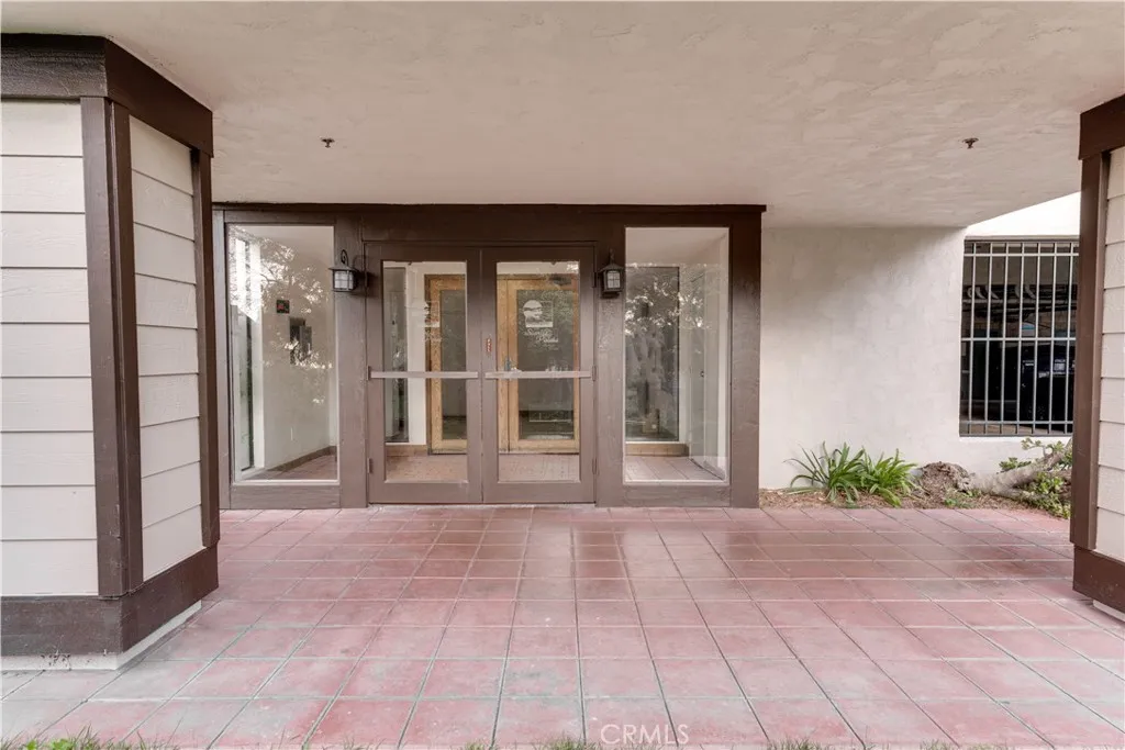 Photo #2: SW25101147 Listing 