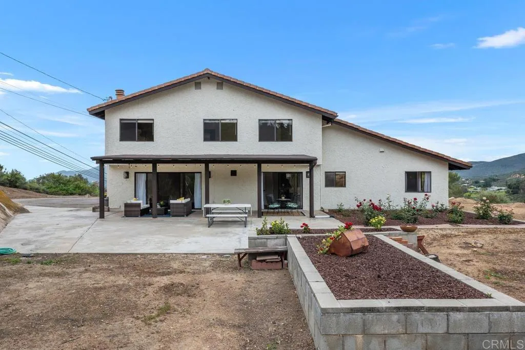 https://cdn.realtyfeed.com/cdn/127/306433642/00bfbfe27af2589487aad44dd5d29f58.webp