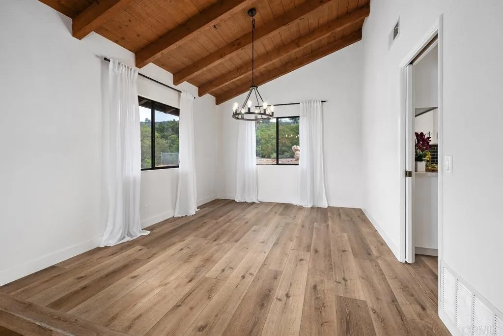 https://cdn.realtyfeed.com/cdn/127/306433642/0436ba214f180ced3706830fc1079d30.webp