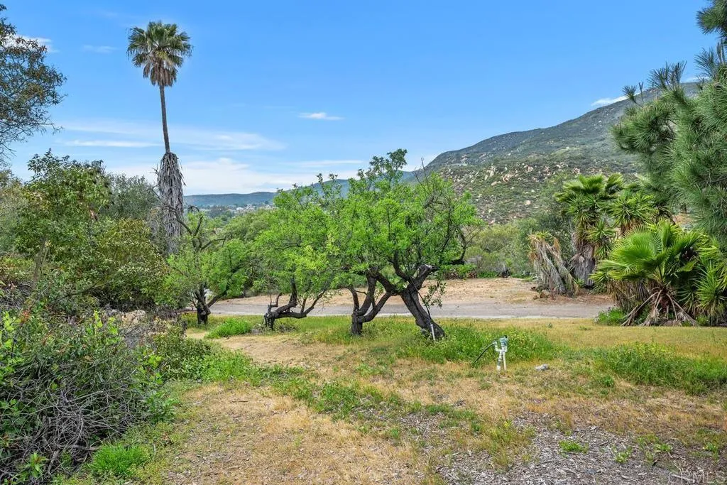 https://cdn.realtyfeed.com/cdn/127/306433642/2bd4ba47c3f43b86ff23bc2b1ac4548c.webp