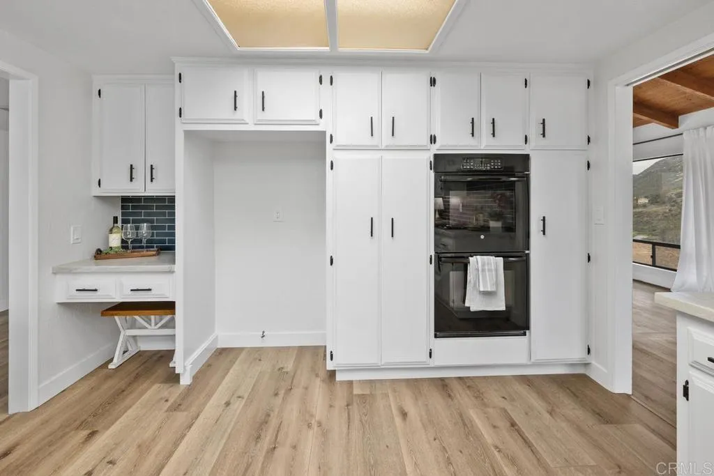 https://cdn.realtyfeed.com/cdn/127/306433642/37f87fa8e7cbcd3ed61fb29194d6fb3e.webp