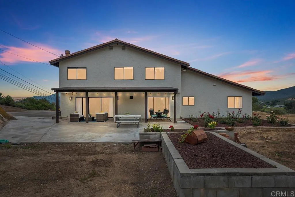 https://cdn.realtyfeed.com/cdn/127/306433642/4553d4cde16d9028466e5ef3ce7ef46e.webp