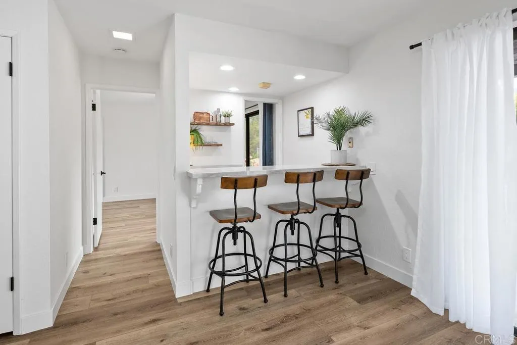 https://cdn.realtyfeed.com/cdn/127/306433642/81ca2584d2b43bb5f524aa38ad09c9d7.webp