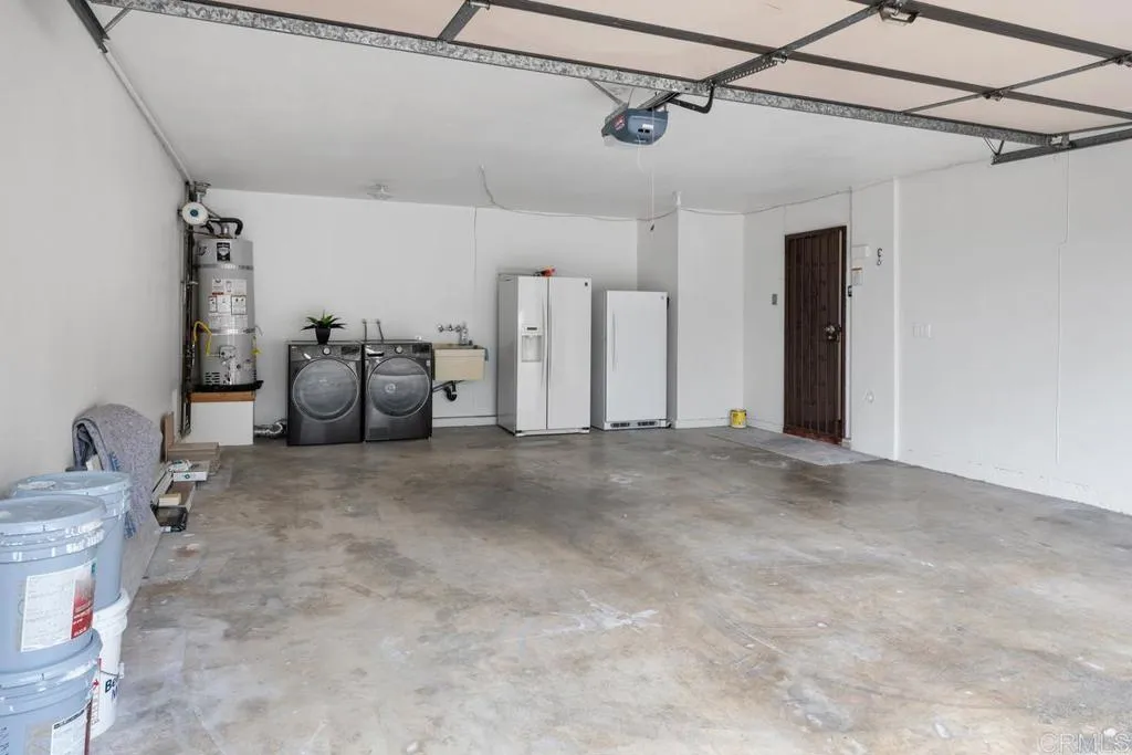 https://cdn.realtyfeed.com/cdn/127/306433642/88d70c53771c88d69d6a2d7da44bae8a.webp
