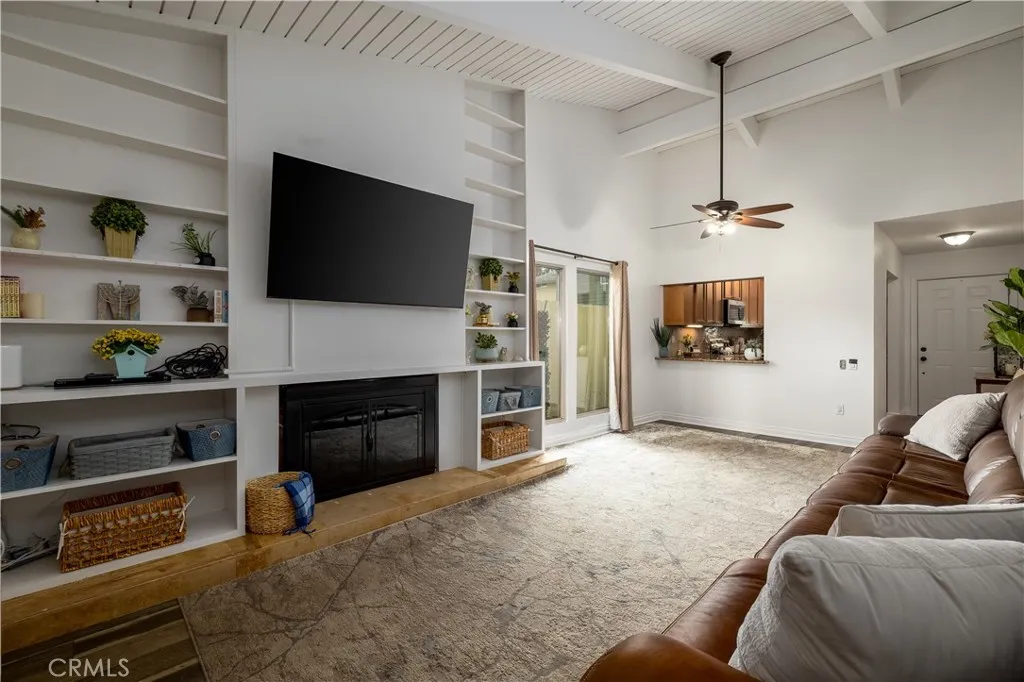 Photo #8: SW25096060 Listing: Photo #8