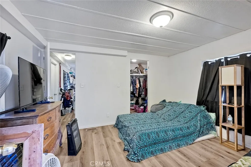 https://cdn.realtyfeed.com/cdn/127/306433802/08c6a96277ff72c5df854d42f70ef5b5.webp