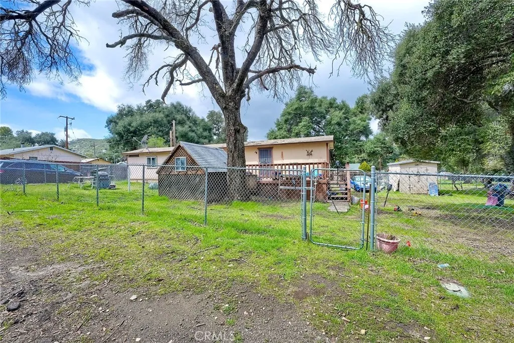 https://cdn.realtyfeed.com/cdn/127/306433802/bec26cd8bbc7fcc192fc7d7e4b0d26d0.webp