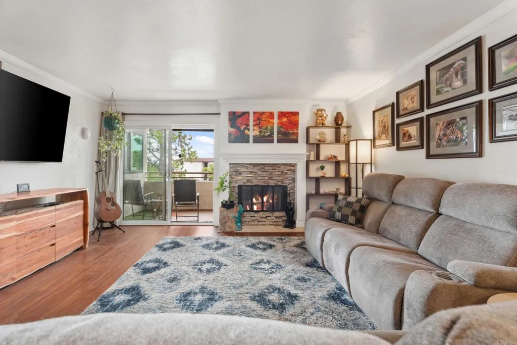 Photo #2: PTP2503300 Listing 