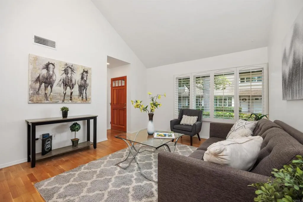 Photo #6: NDP2504495 Listing 