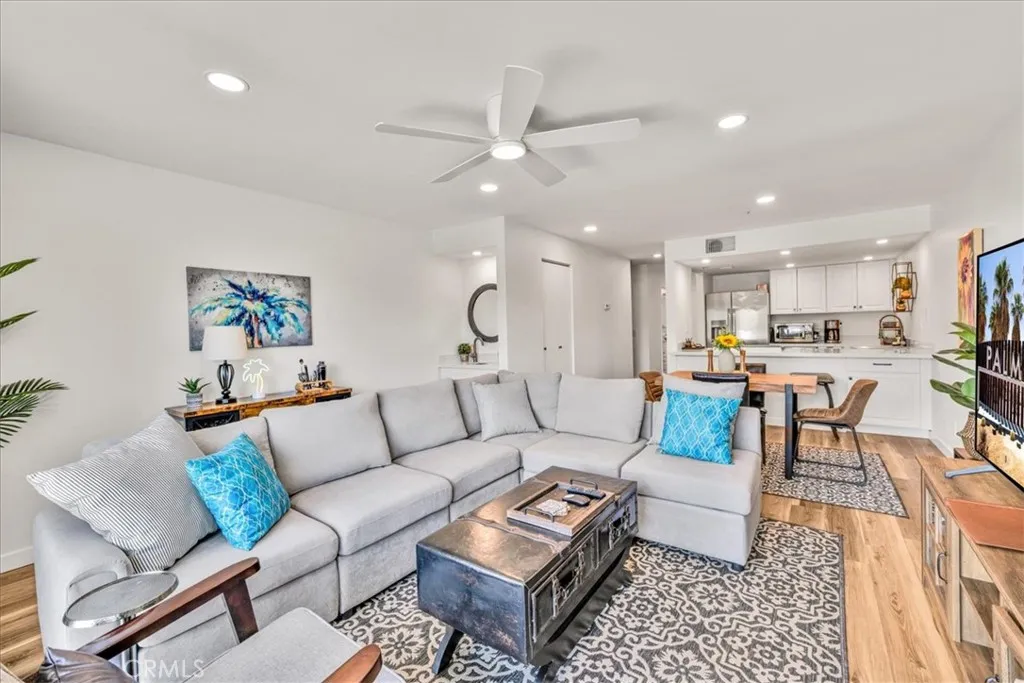 280 S Avenida Caballeros Unit 266