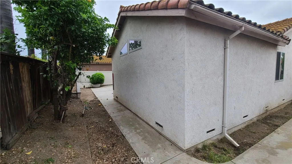 https://cdn.realtyfeed.com/cdn/127/306434236/8f98d586ef6d9d5313d4e4f1b41bad0a.webp
