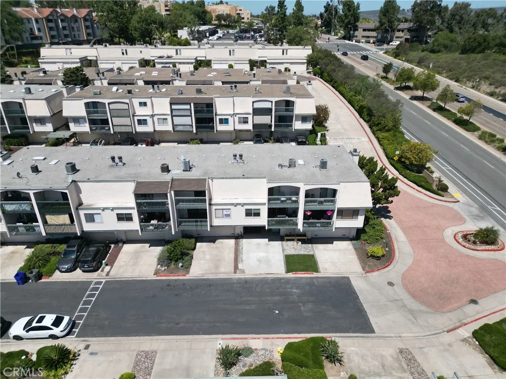 https://cdn.realtyfeed.com/cdn/127/306434583/7e945323ff76069625726a90c35dbb5a.webp