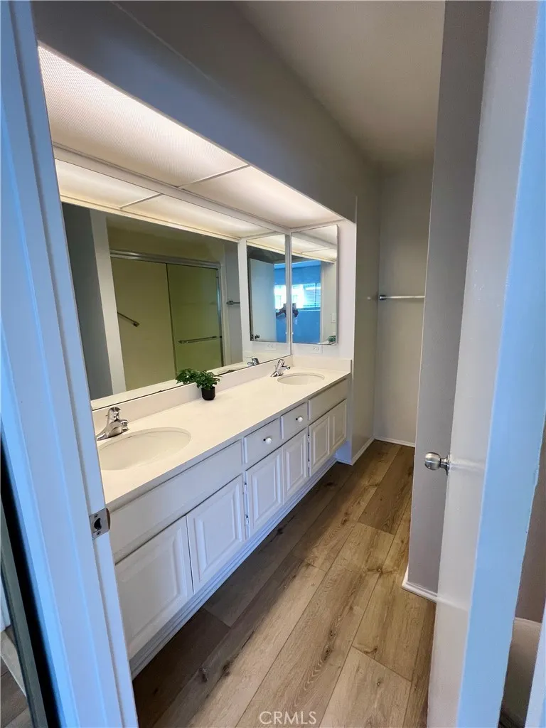Photo #11: OC25100965 Listing: Photo #11