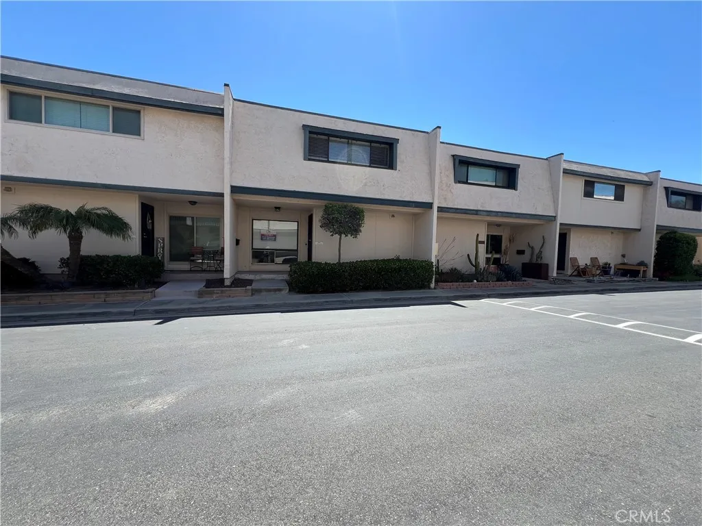 Photo #18: OC25100965 Listing: Photo #18