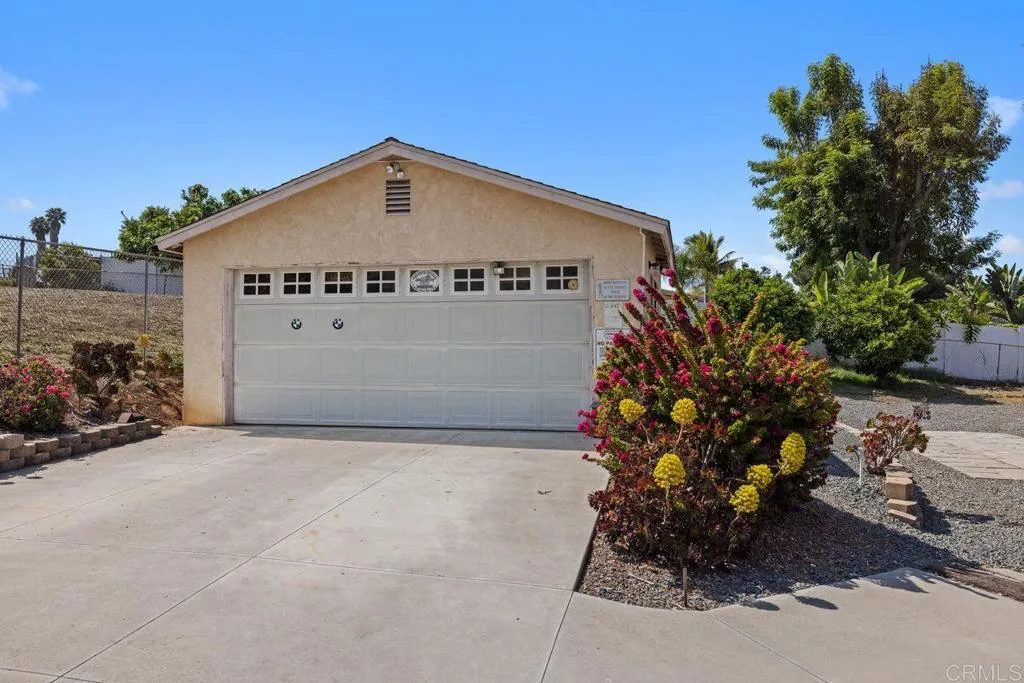 https://cdn.realtyfeed.com/cdn/127/306434640/2c155e456503bb14014971fc27c4e342.webp