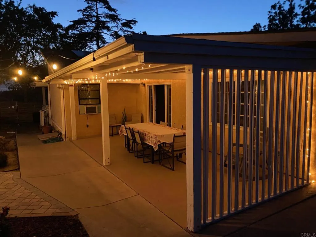 https://cdn.realtyfeed.com/cdn/127/306434640/5fd65d34f3e09ac78c060f3b93fed516.webp