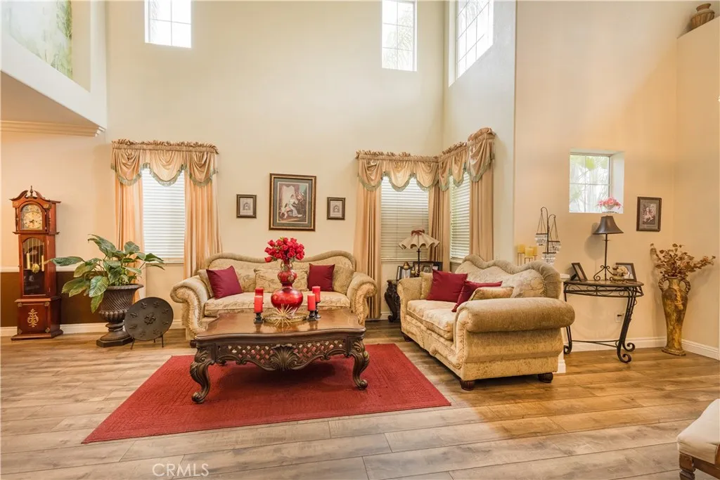 970 Riverview Circle, Corona, Ca 92881 - Photo 4 of 16, Corona, CA