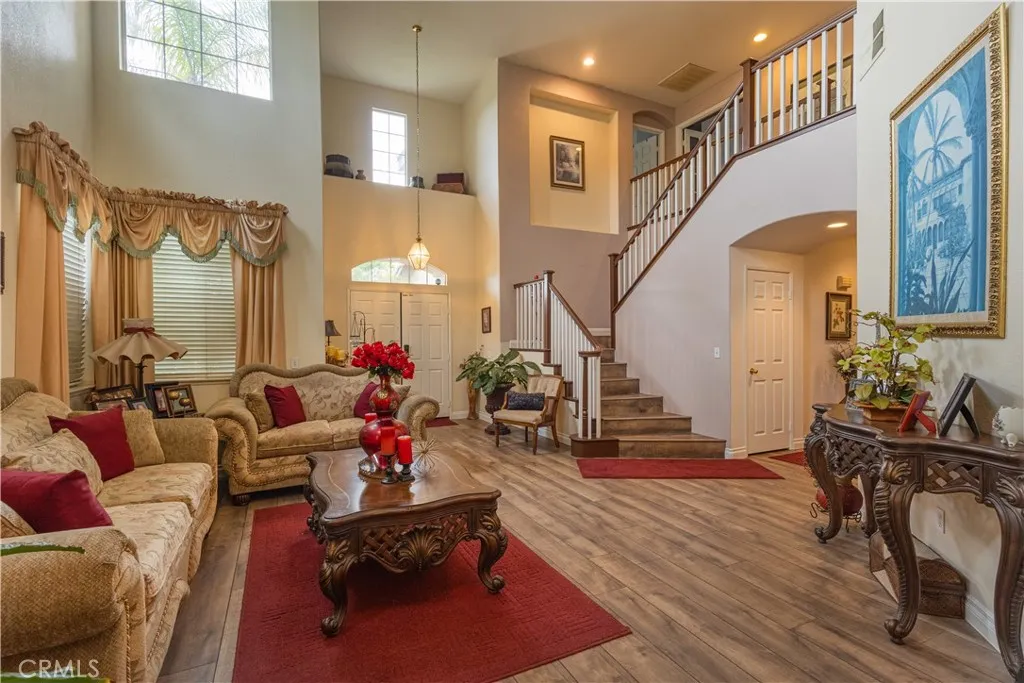 970 Riverview Circle, Corona, Ca 92881 - Photo 3 of 16, Corona, CA