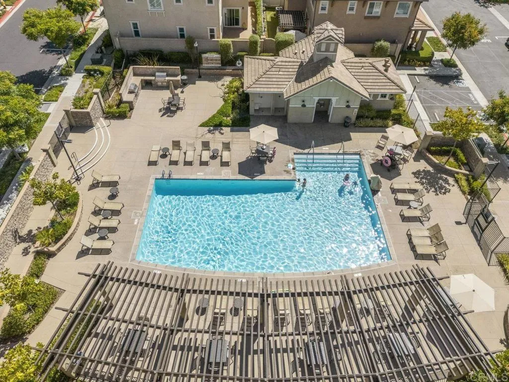 https://cdn.realtyfeed.com/cdn/127/306434823/6708871a75c594510bb1f22a4f51287e.webp