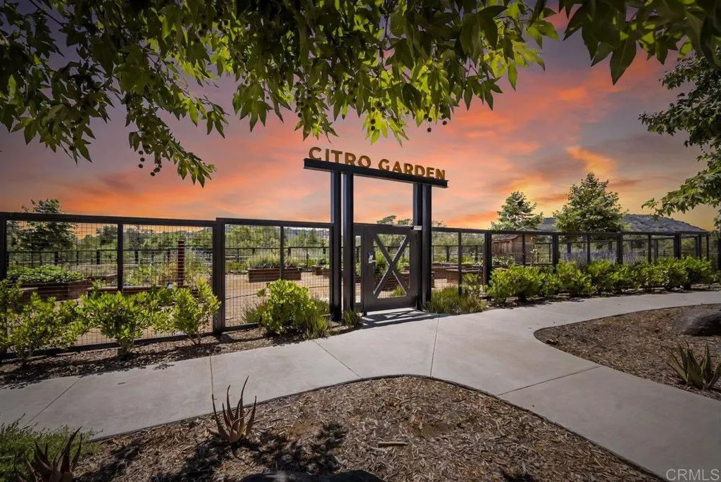 https://cdn.realtyfeed.com/cdn/127/306434823/97e62f21e06f847dfb17c2d2b137ec0d.webp