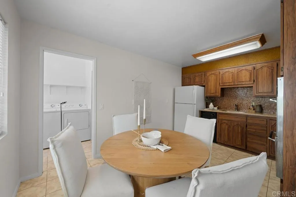 https://cdn.realtyfeed.com/cdn/127/306435033/070d6f18da14b42b919994ec91a5f0c5.webp