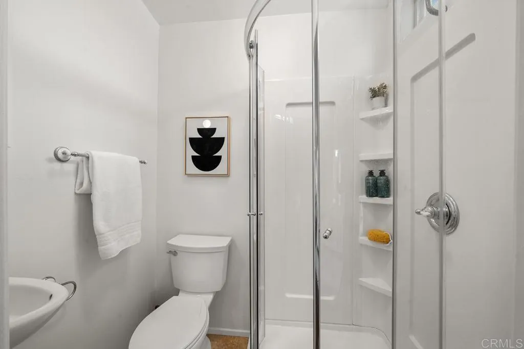 https://cdn.realtyfeed.com/cdn/127/306435033/fcc833ade0b6bfa84bff57b1d675598c.webp