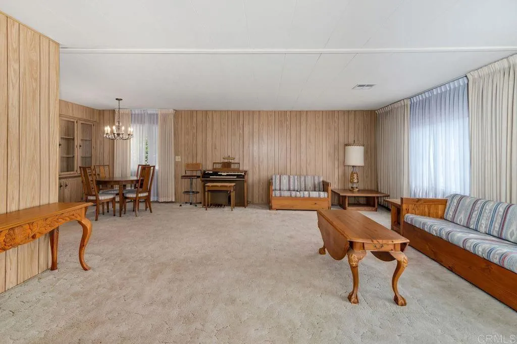 https://cdn.realtyfeed.com/cdn/127/306435223/a5f4e170463f1cbec01c5bb91e29ddd6.webp