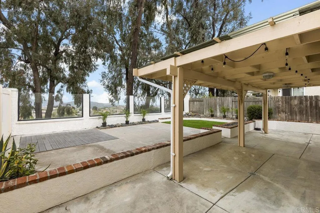 https://cdn.realtyfeed.com/cdn/127/306435232/7449d9c12ea0c6f8e7e5e64c599ff4b7.webp