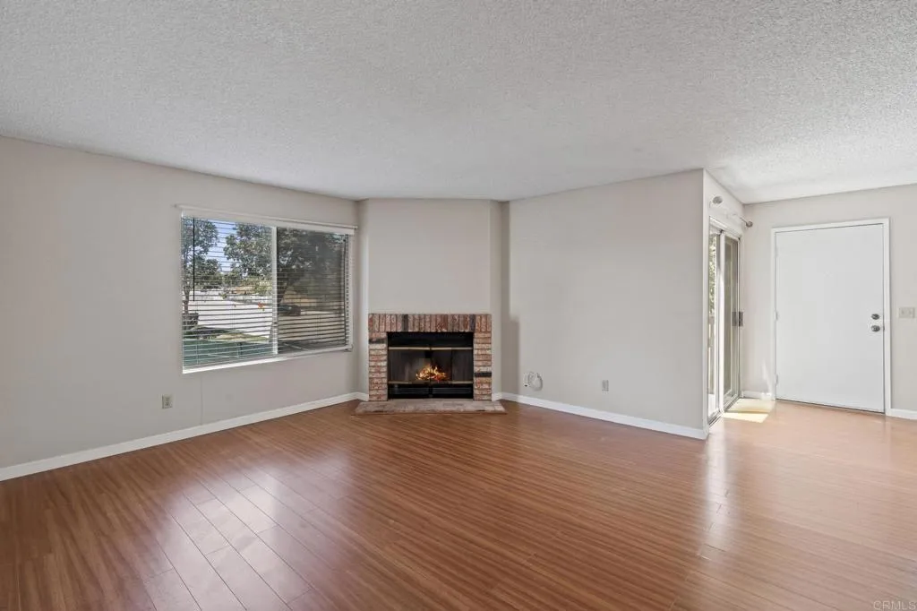 Photo #2: NDP2504536 Listing 