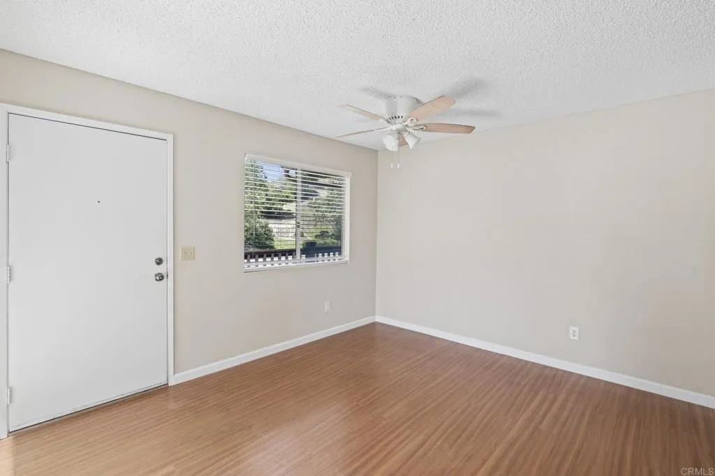 Photo #3: NDP2504536 Listing 