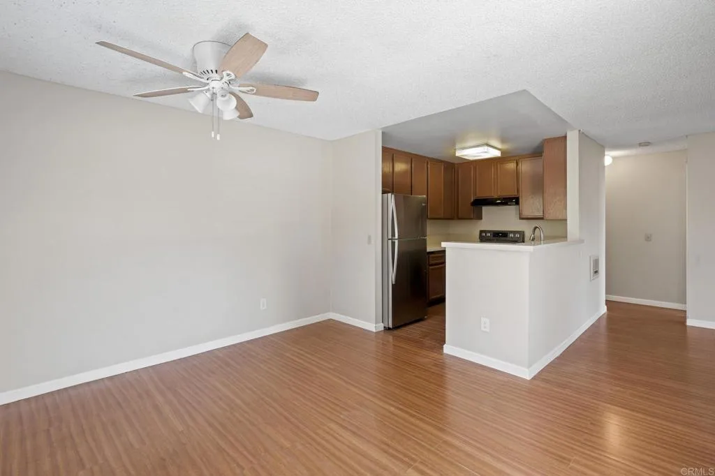 Photo #6: NDP2504536 Listing 