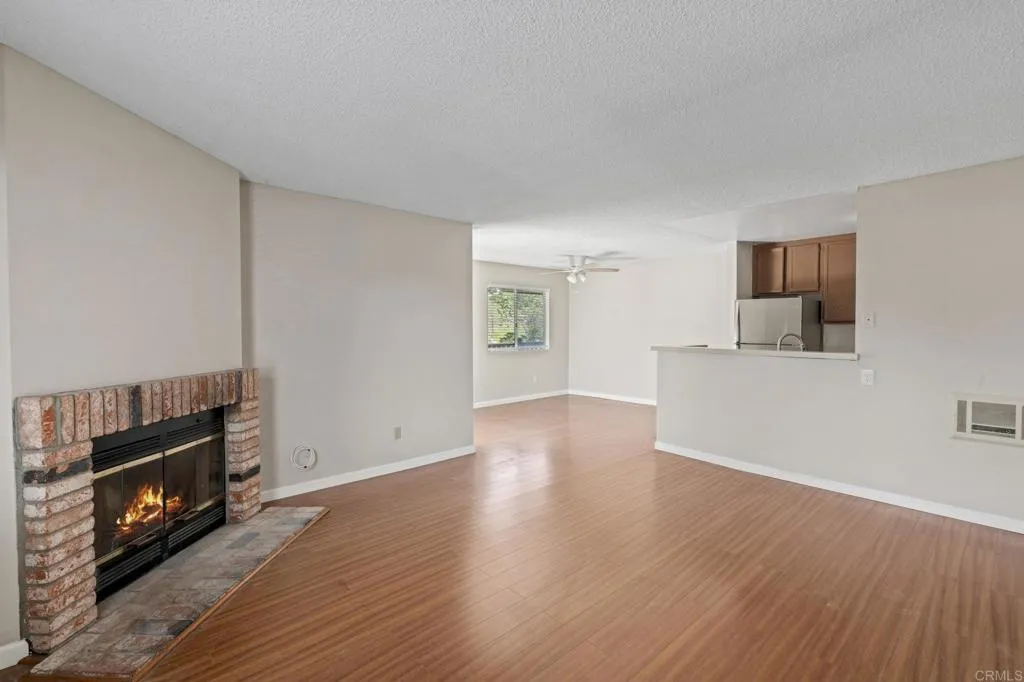 Photo #5: NDP2504536 Listing 