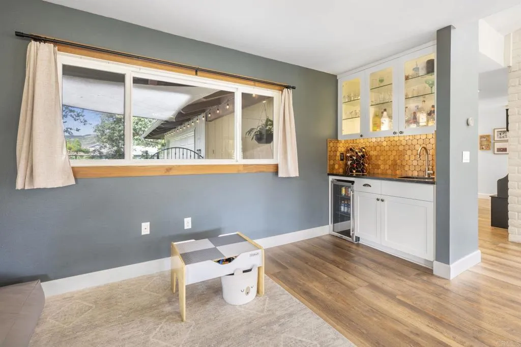 https://cdn.realtyfeed.com/cdn/127/306435566/75be84f4bd6c872fb4bf18b2b550fd62.webp