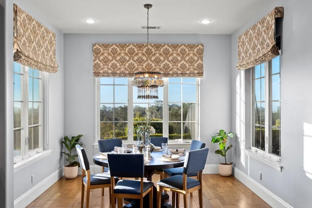 https://cdn.realtyfeed.com/cdn/127/306435774/9666a081b10d38e976eda99532e6ce79.webp