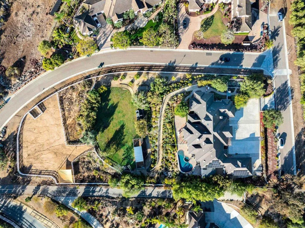 https://cdn.realtyfeed.com/cdn/127/306435774/96808ded7c39efe27632e5c088d79cbe.webp