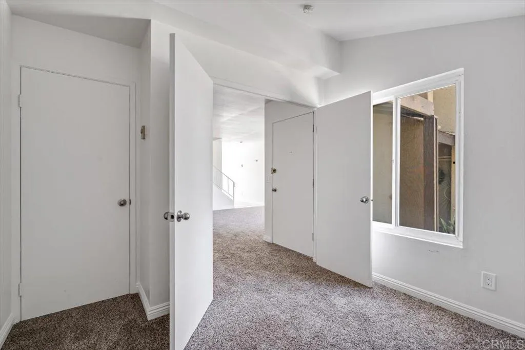 https://cdn.realtyfeed.com/cdn/127/306435891/0642bee604807a99dd7e2f833975519d.webp