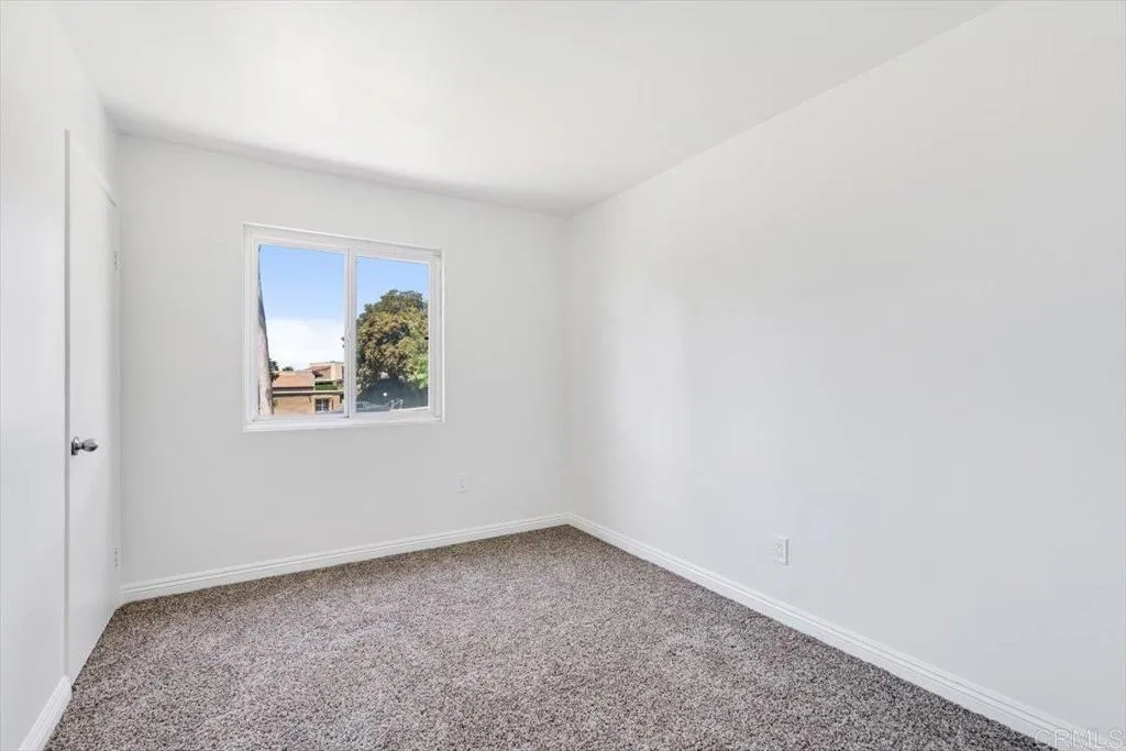 https://cdn.realtyfeed.com/cdn/127/306435891/8bc8e5deedf42546a4386489e9d38697.webp