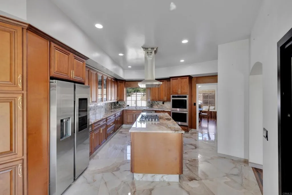 https://cdn.realtyfeed.com/cdn/127/306435915/0b1a36f4ee4cf9f26a17fcd76ec7da30.webp